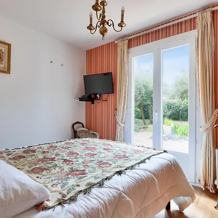 Dans Cette Grande Maison Familiale Dom wakacyjny