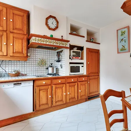 Dans Cette Grande Maison Familiale * Les Sables-dʼOlonne