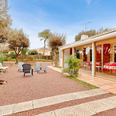 Dans Cette Grande Maison Familiale Dom wakacyjny *